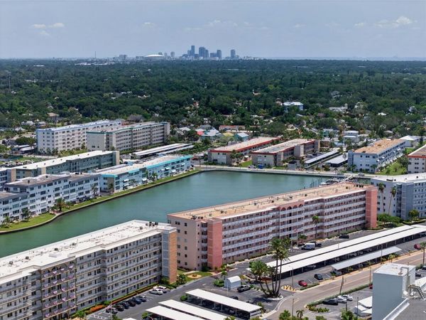 6025 SHORE BOULEVARD S, Unit 602, GULFPORT, FL 33707
