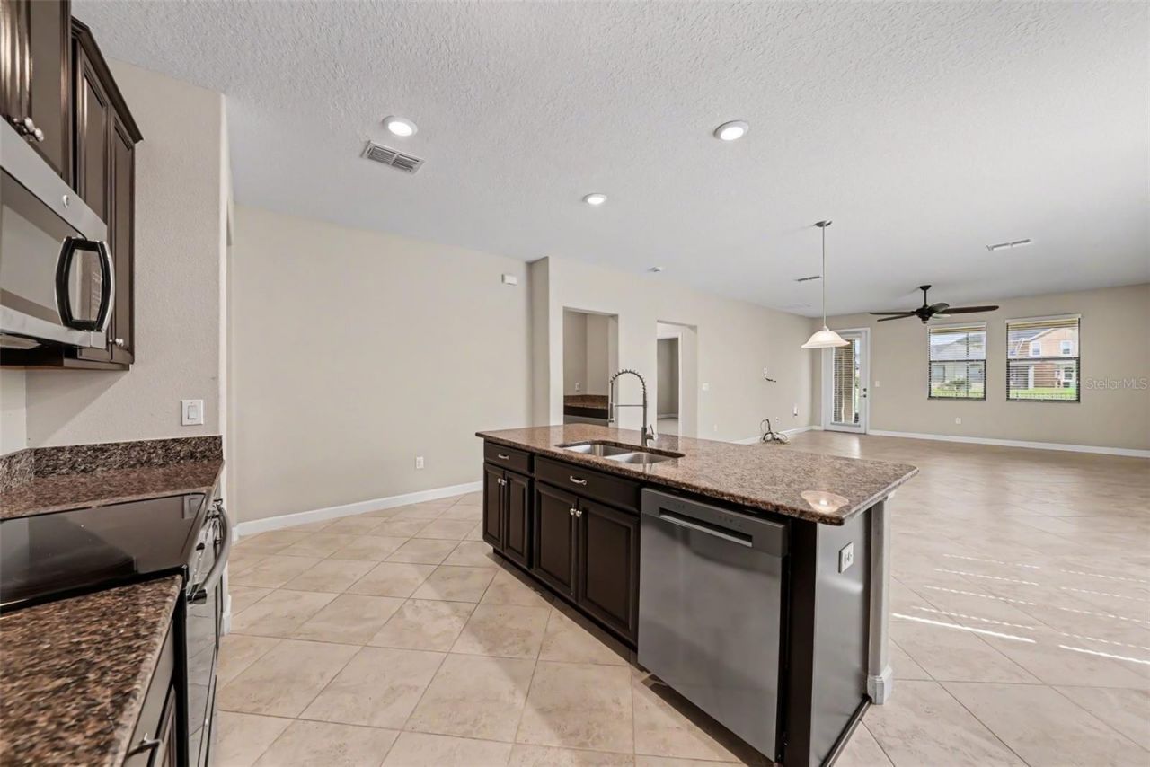 10032 Sage Creek Drive, Sun City Center, FL 33573 Photo