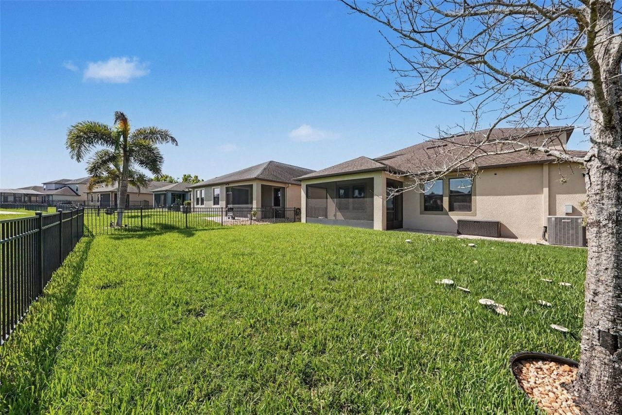 10032 Sage Creek Drive, Sun City Center, FL 33573 Photo