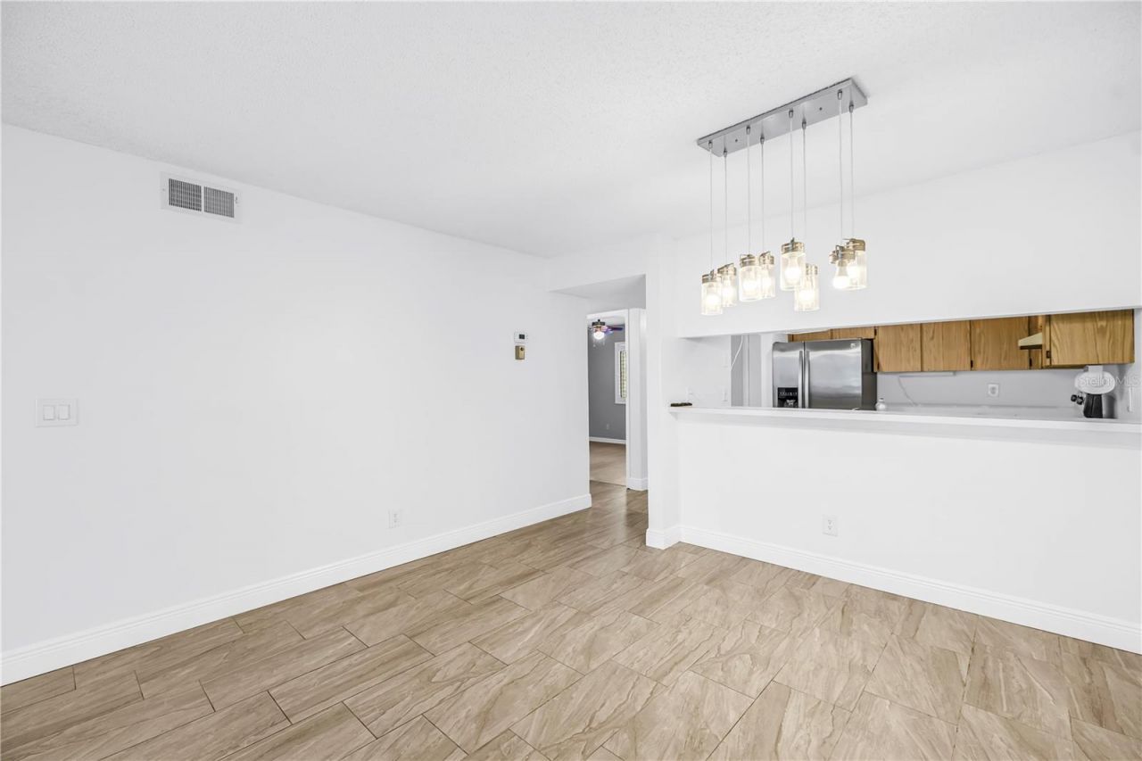 723 83rd Avenue N, Unit 102, Saint Petersburg, FL 33702 Photo