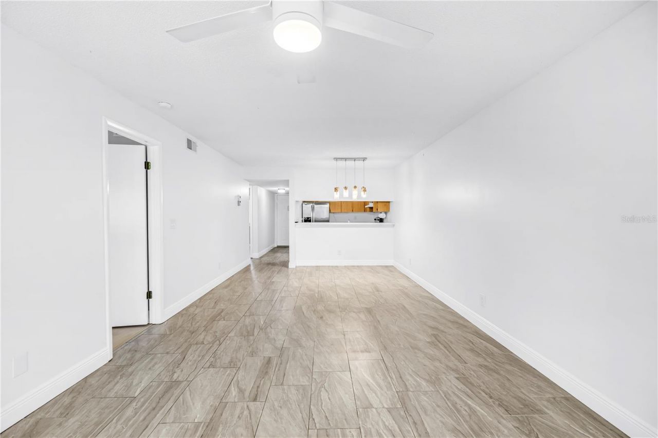 723 83rd Avenue N, Unit 102, Saint Petersburg, FL 33702 Photo