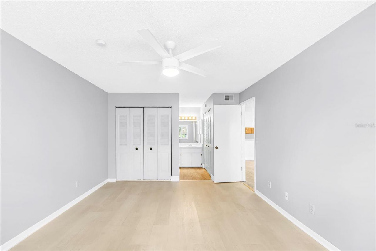 723 83rd Avenue N, Unit 102, Saint Petersburg, FL 33702 Photo