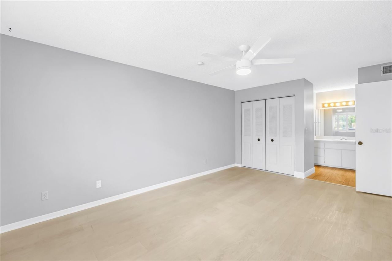 723 83rd Avenue N, Unit 102, Saint Petersburg, FL 33702 Photo