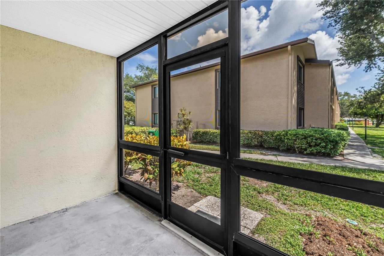 723 83rd Avenue N, Unit 102, Saint Petersburg, FL 33702 Photo