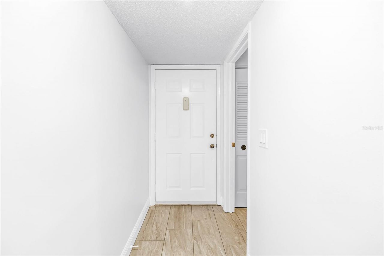 723 83rd Avenue N, Unit 102, Saint Petersburg, FL 33702 Photo