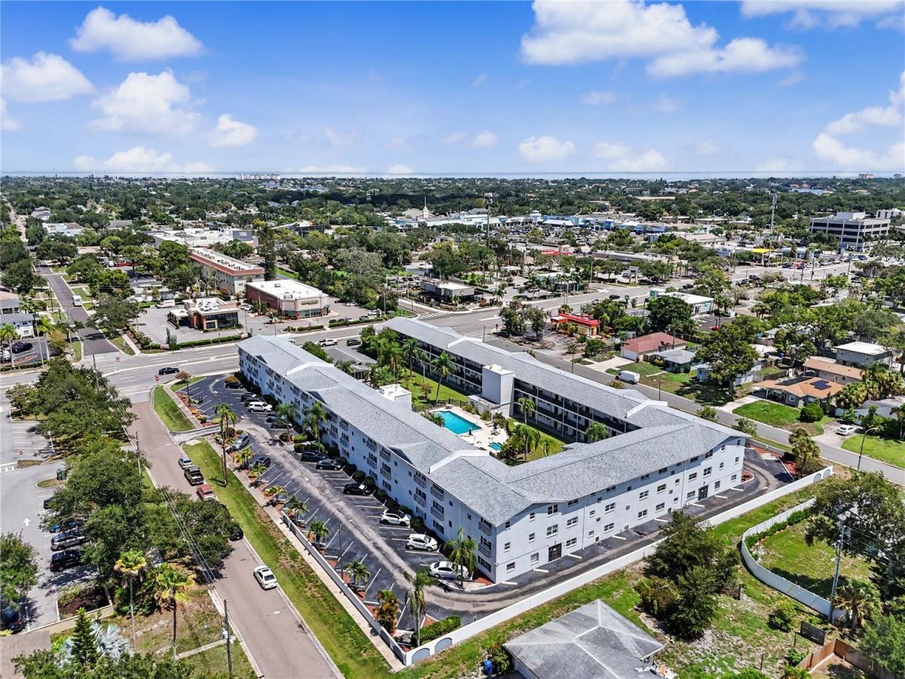 4050 4th Street N, Unit 112, Saint Petersburg, FL 33703 Photo