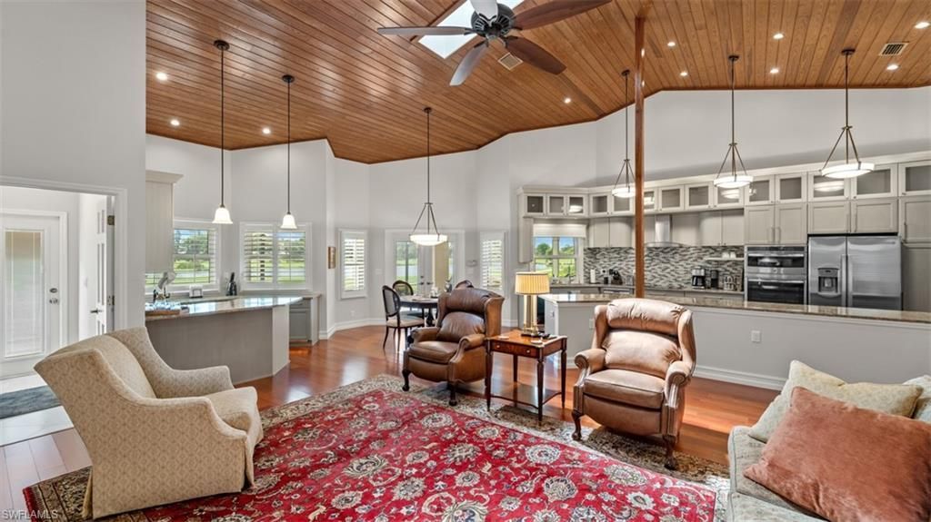 16918 Timberlakes Dr, Fort Myers, FL 33908 Photo