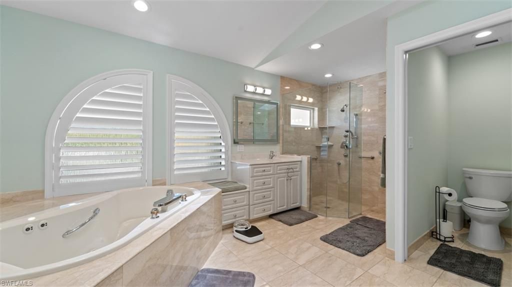 16918 Timberlakes Dr, Fort Myers, FL 33908 Photo