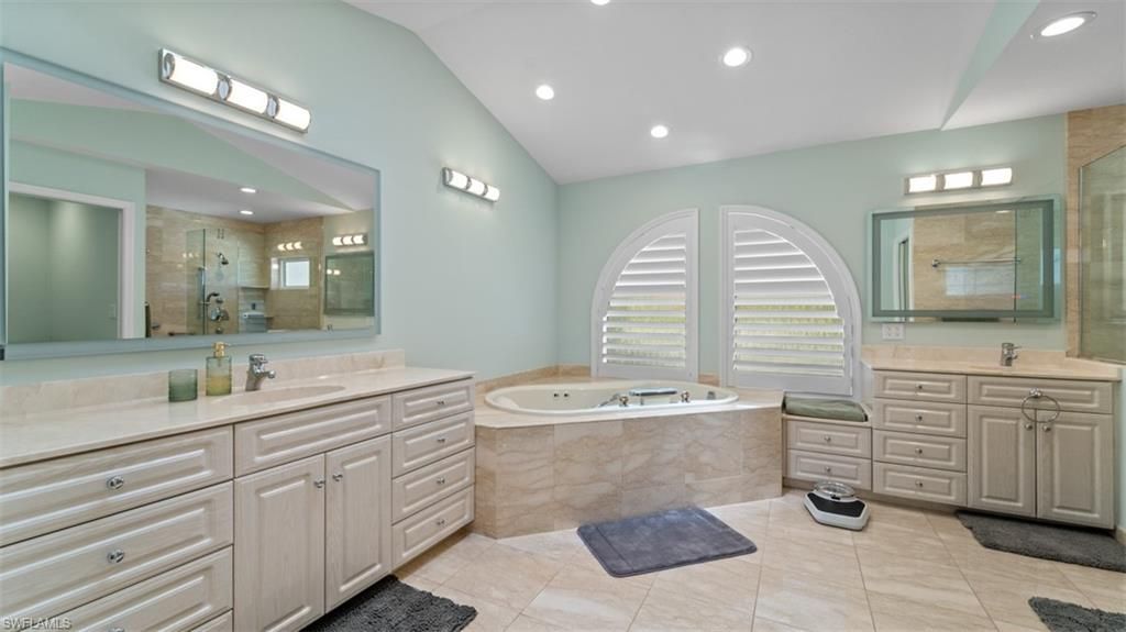 16918 Timberlakes Dr, Fort Myers, FL 33908 Photo