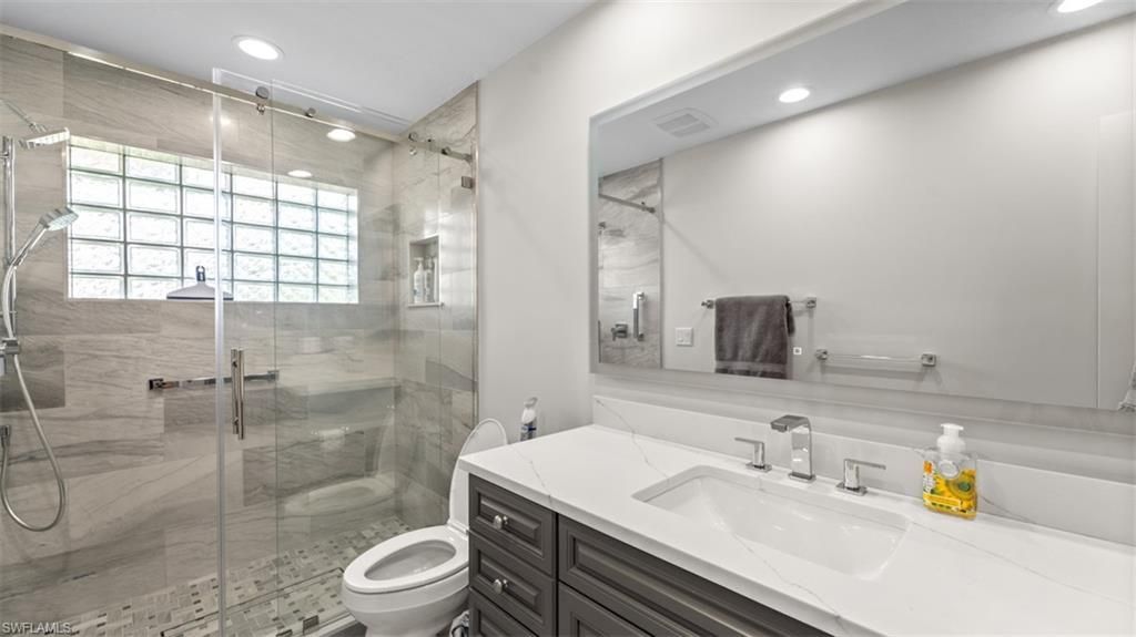 16918 Timberlakes Dr, Fort Myers, FL 33908 Photo
