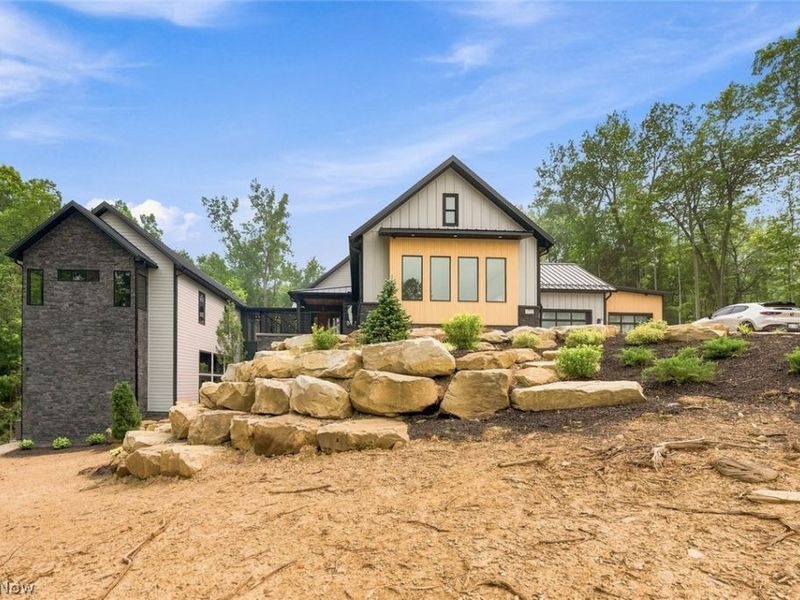 2324 Hard Rock Way, Hinckley, OH 44233 Photo 3
