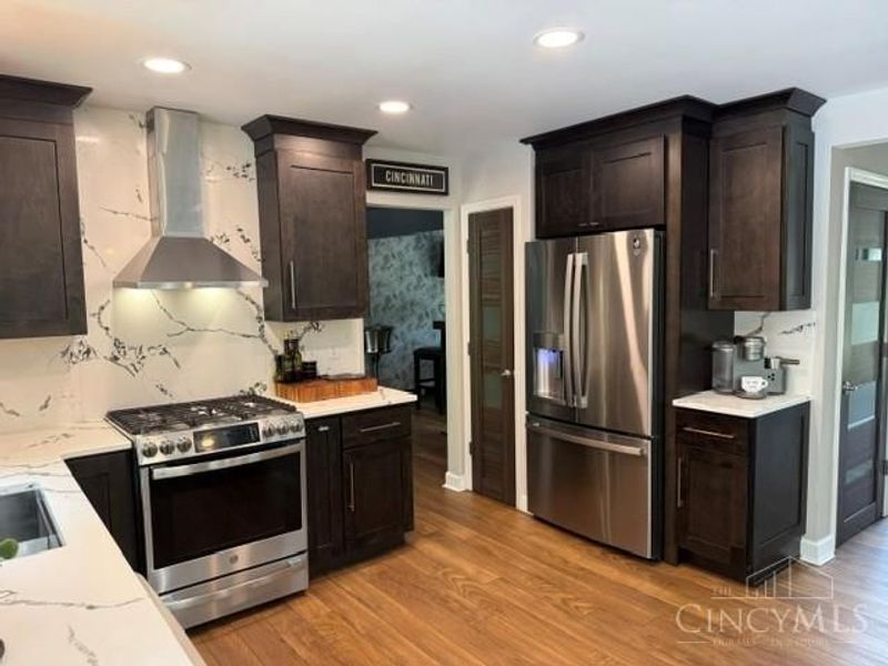8375 Brownsboro Place, Cincinnati, OH 45255 Photo 21