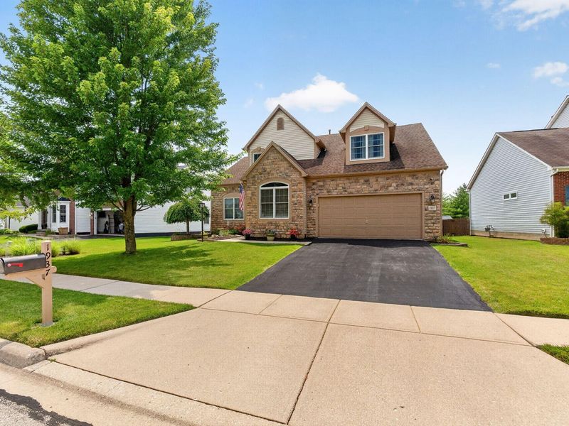 1937 Fawn Meadow Drive, Marysville, OH 43040 Photo 3