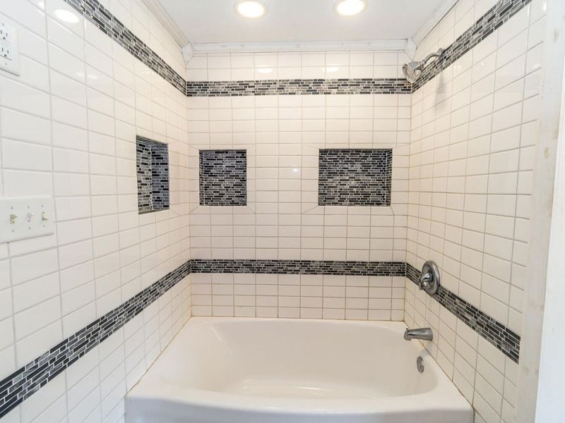 309 S Main Street, West Manchester, OH 45382 Photo 32