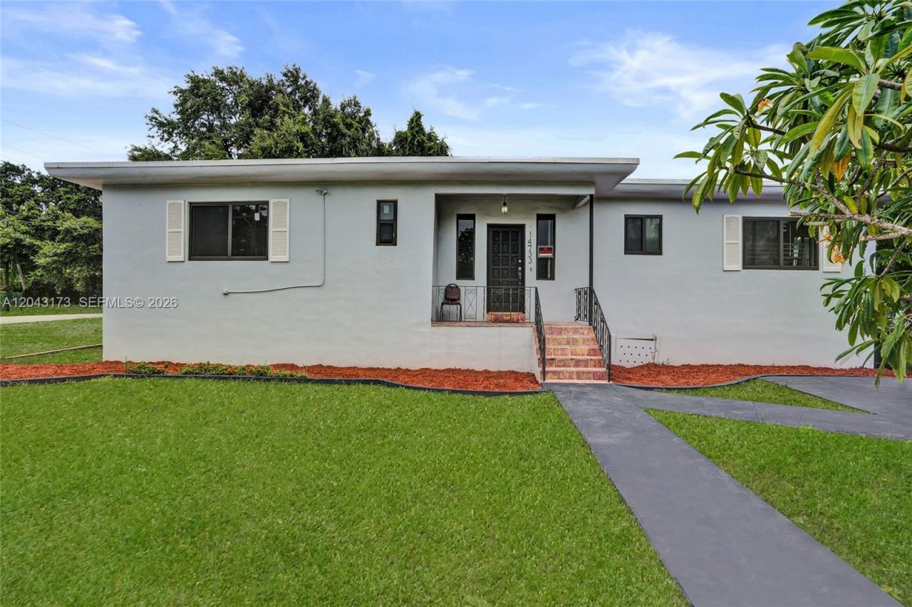1400 NE 148th St , Miami, FL 33161 Photo