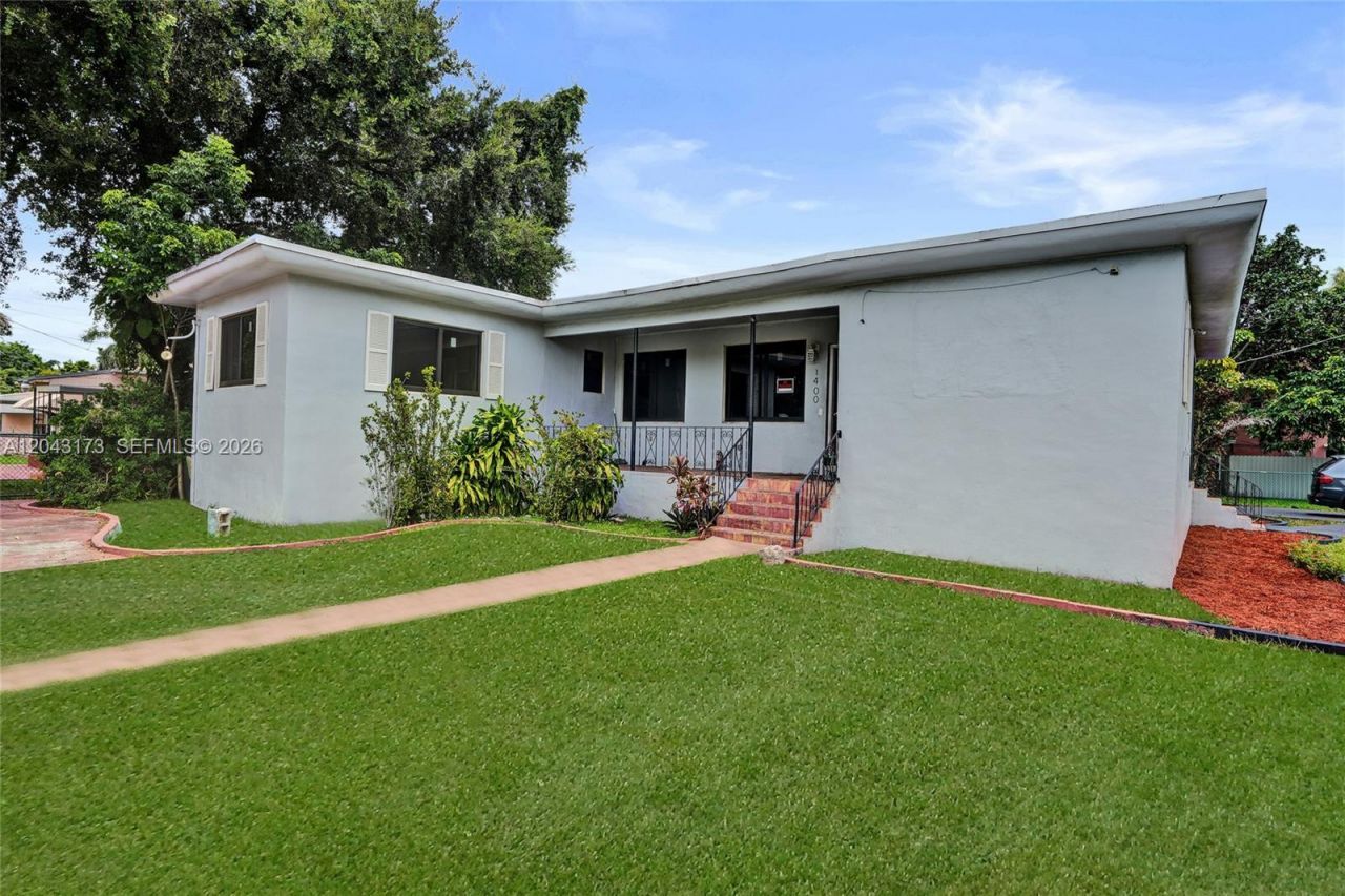1400 NE 148th St , Miami, FL 33161 Photo