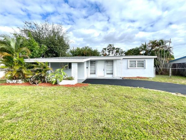 7141 Wilson St , Unit N/A, Hollywood, FL 33024