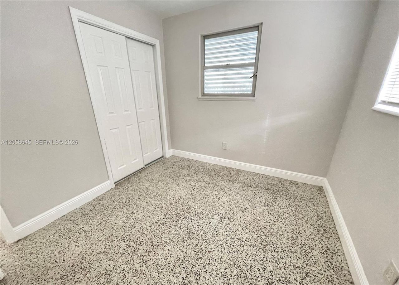7141 Wilson St , Unit N/A, Hollywood, FL 33024 Photo