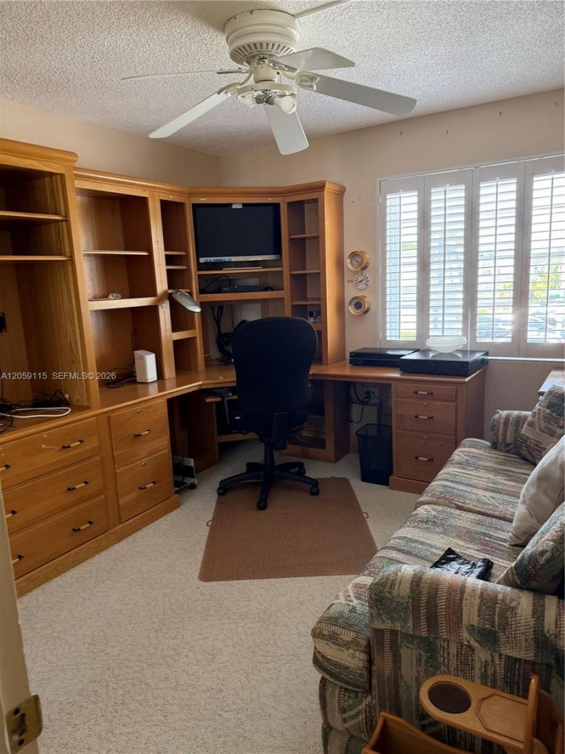 612 NE 25th Ave, Unit 51, Hallandale Beach, FL 33009 Photo