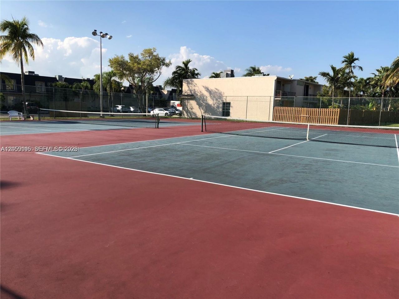 612 NE 25th Ave, Unit 51, Hallandale Beach, FL 33009 Photo