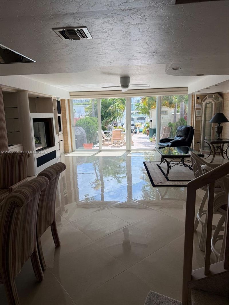 612 NE 25th Ave, Unit 51, Hallandale Beach, FL 33009 Photo