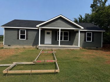 207 N 9th Street , Cave City, KY 42127