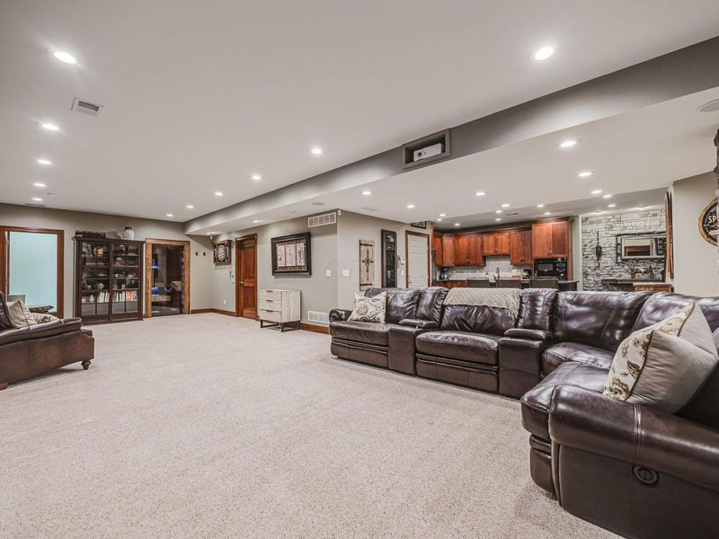 5370 Lynbrook Lane , Westerville, OH 43082 Photo 57