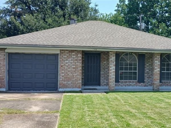 212 DIANNE Drive , St Rose, LA 70087