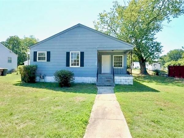1512 Andover Avenue , Greensboro, NC 27405