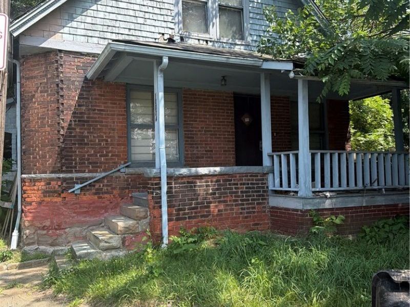 10004 Elk Avenue, Cleveland, OH 44108 Photo 8