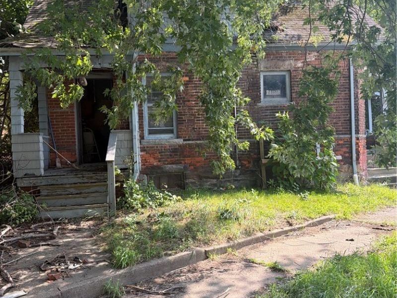 10004 Elk Avenue, Cleveland, OH 44108 Photo 9