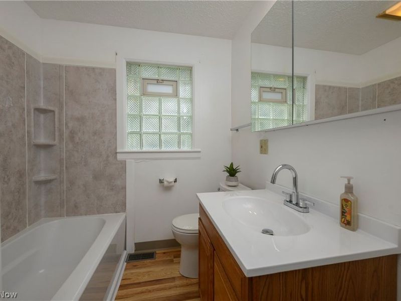 1320 19th Street NE, Canton, OH 44714 Photo 5