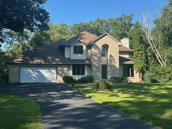 230 Plainview Drive , River Falls, WI 54022