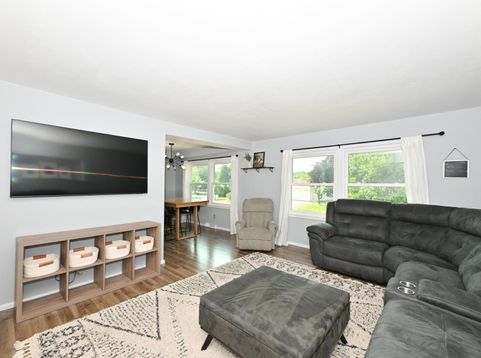 Main Photo