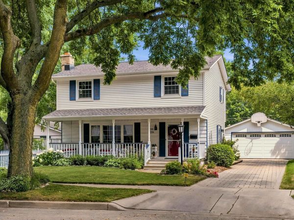 W66N394 Kennedy Ave, Cedarburg, WI 53012