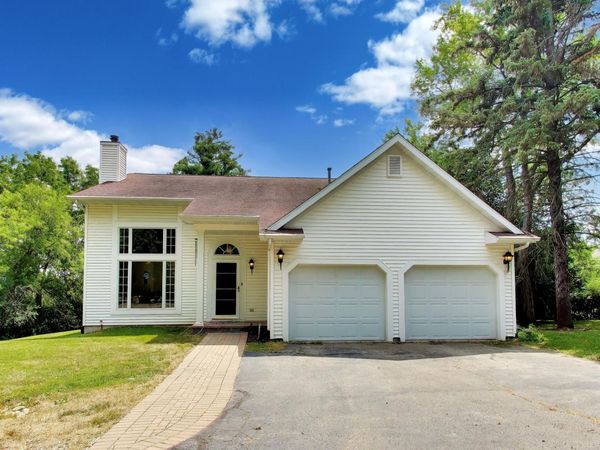 N3201 Highland Dr, Lake Geneva, WI 53147