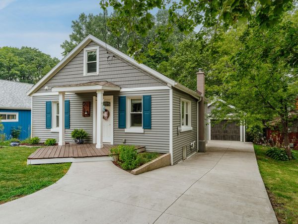 N9199 Deer Path Rd, East Troy, WI 53120