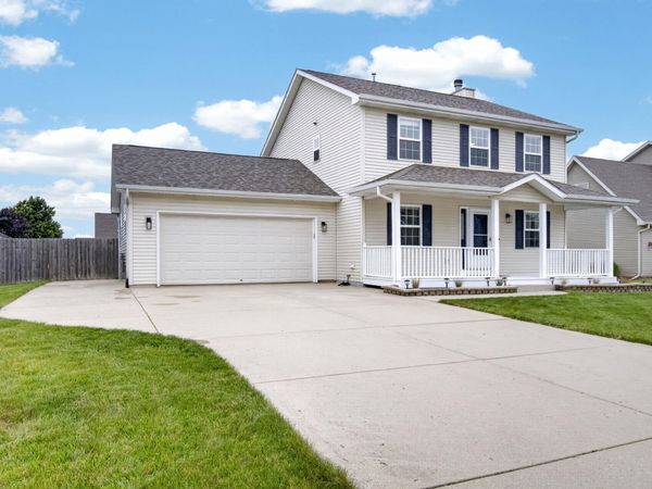 4620 Kenrich Dr, Caledonia, WI 53402