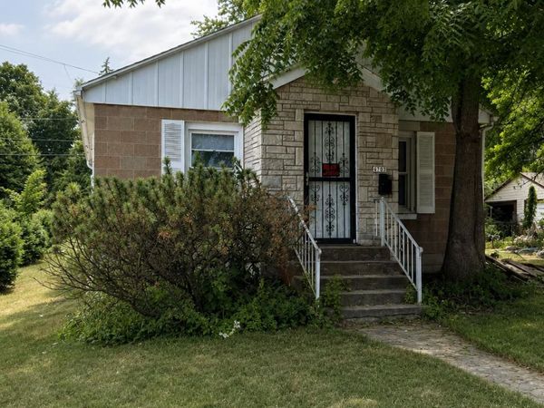 4703 W VIllard Ave, Milwaukee, WI 53218