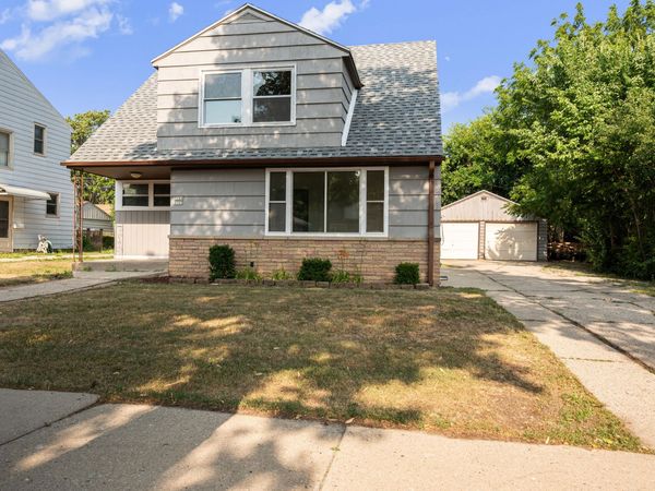 3162 S 72nd St, Unit 3164, Milwaukee, WI 53219