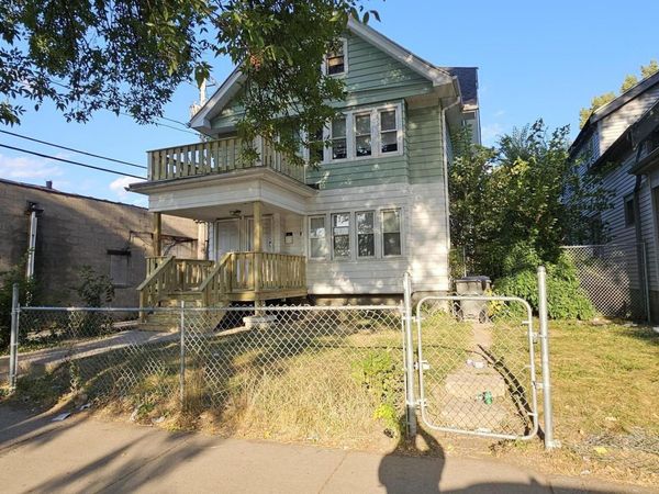 2658 N 48th St, Unit 2660, Milwaukee, WI 53210