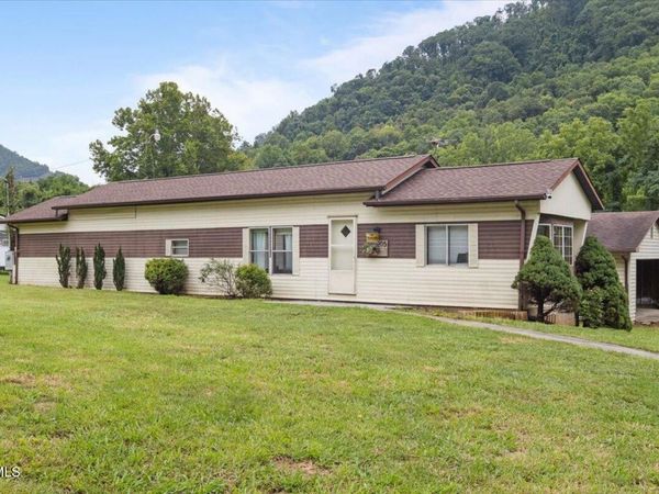 205 Jenkins Hollow Road, Elizabethton, TN 37643