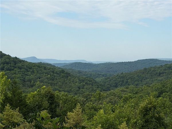 302 NC 3421 , Marble Falls, AR 72648