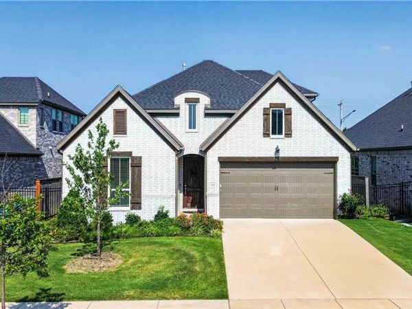 5101 SW Bedford Road , Bentonville, AR 72713