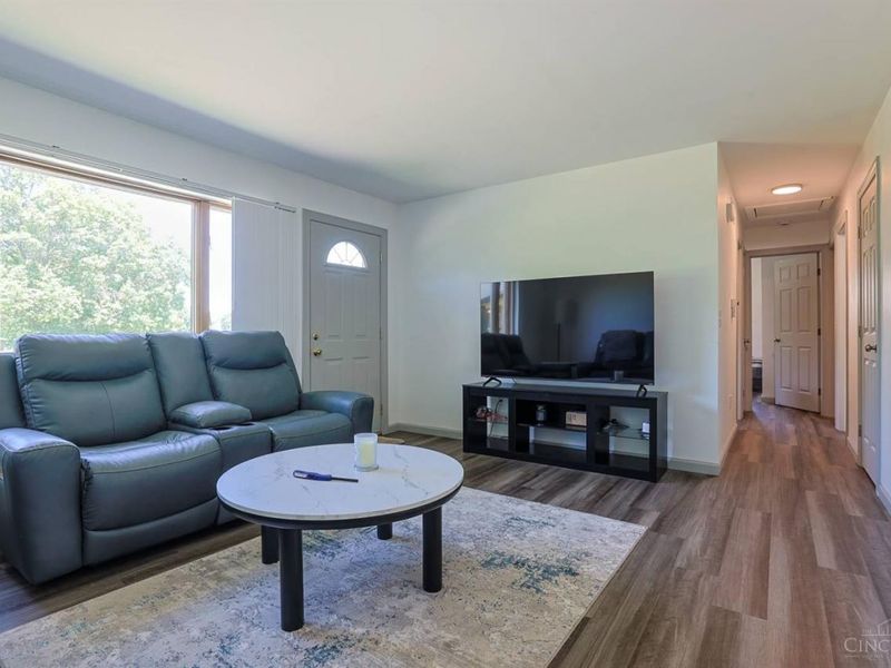 454 Palmerston Drive, Cincinnati, OH 45238 Photo 6