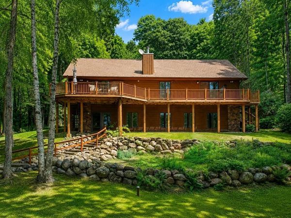 11200 Songbird Lane, Hayward, WI 54843