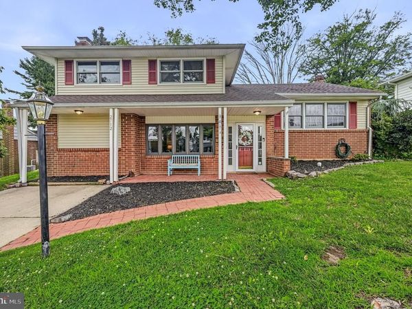 2712 FAWKES DRIVE, WILMINGTON, DE 19808