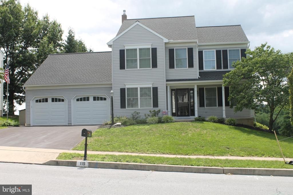 115 DOREEN DRIVE, HUMMELSTOWN, PA 17036