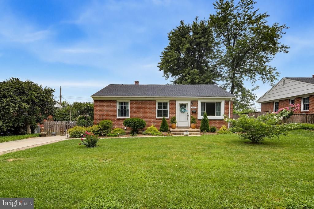 1034 DONINGTON CIRCLE , TOWSON, MD 21204