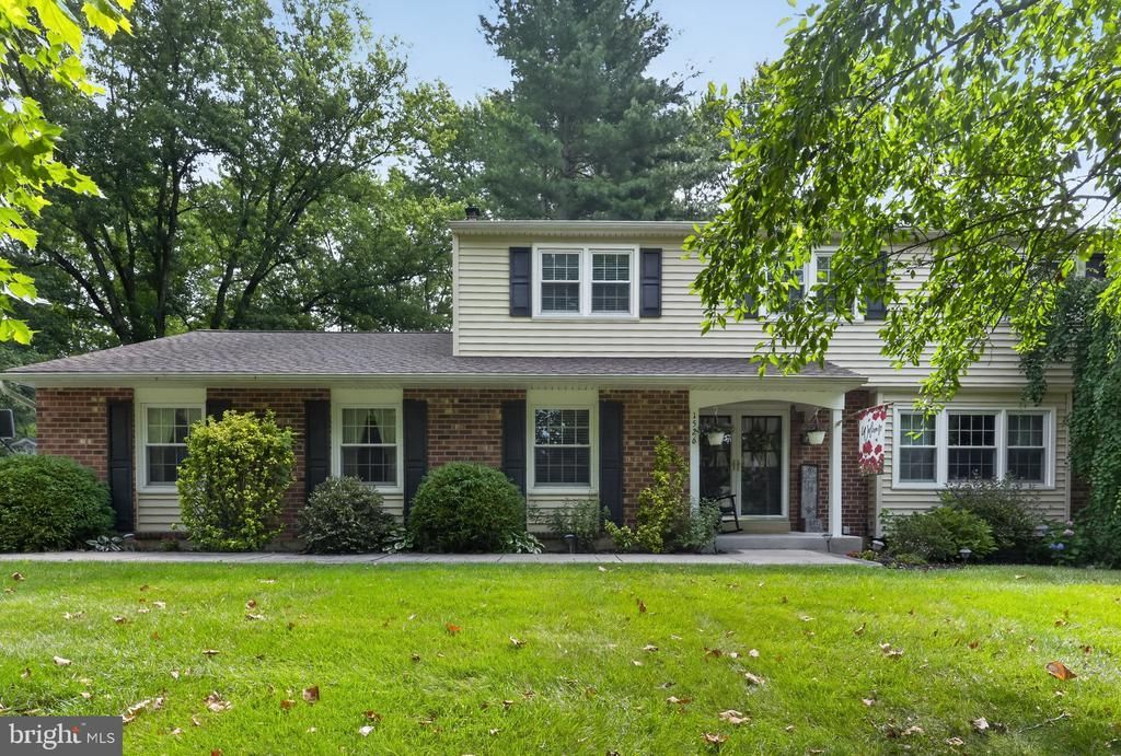 1526 BRIAN DRIVE , WEST CHESTER, PA 19380